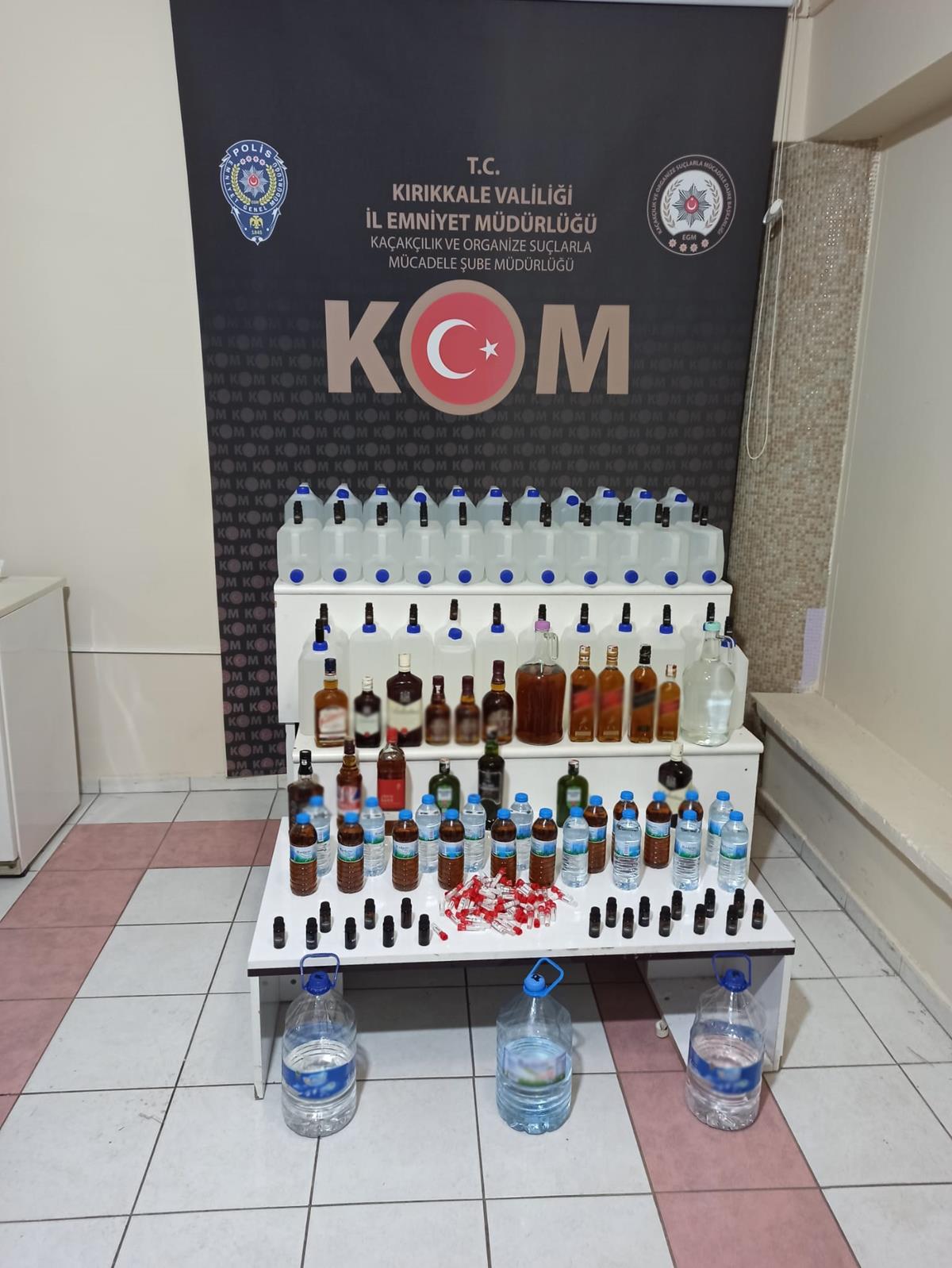 K�r�kkale'de 170 litre etil alkol ve 30 litre sahte i�ki ele ge�irildi