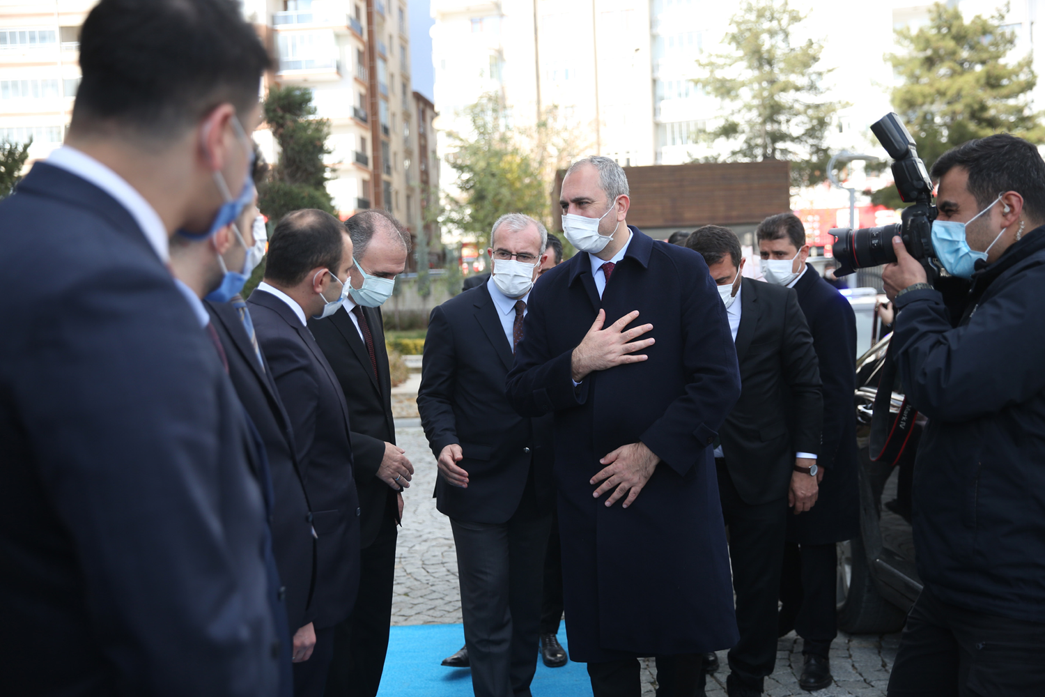 Bakan G�l, Elaz��'da ziyaretlerde bulundu