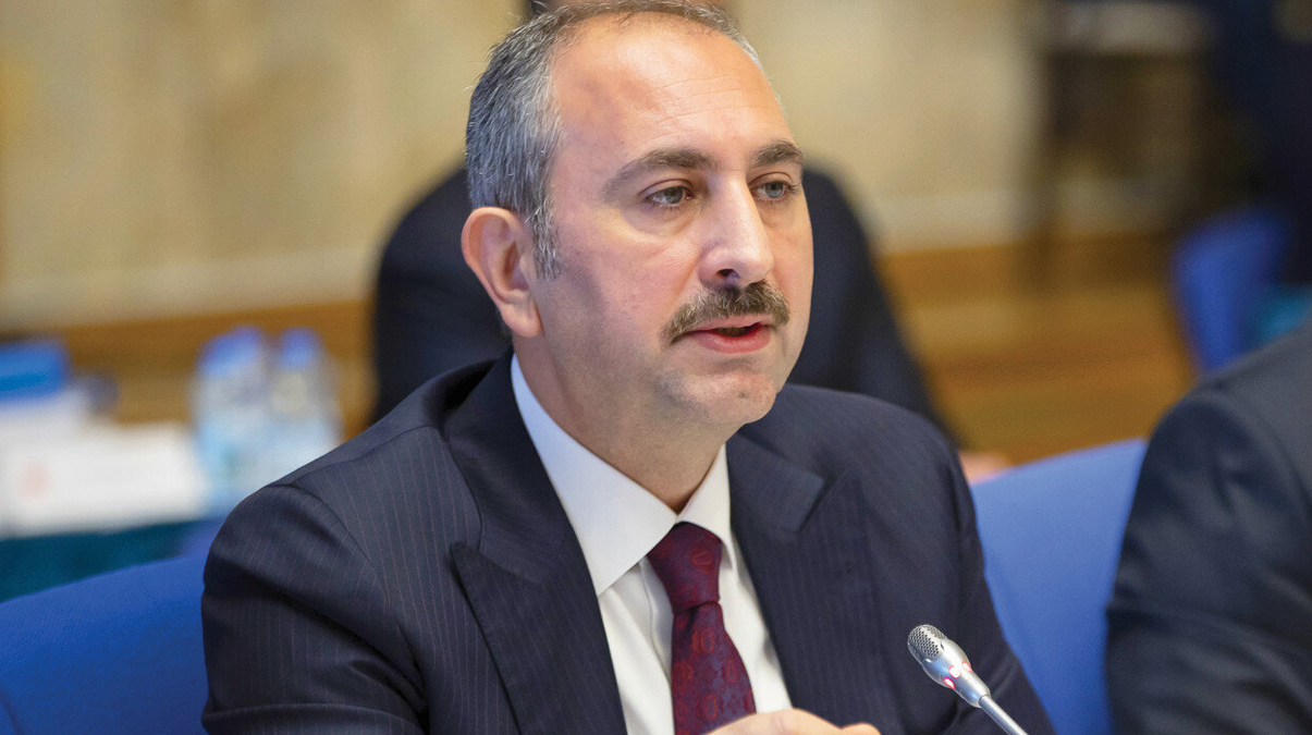 �cradan �ocuk teslimine son! Bakan G�l tarih verdi