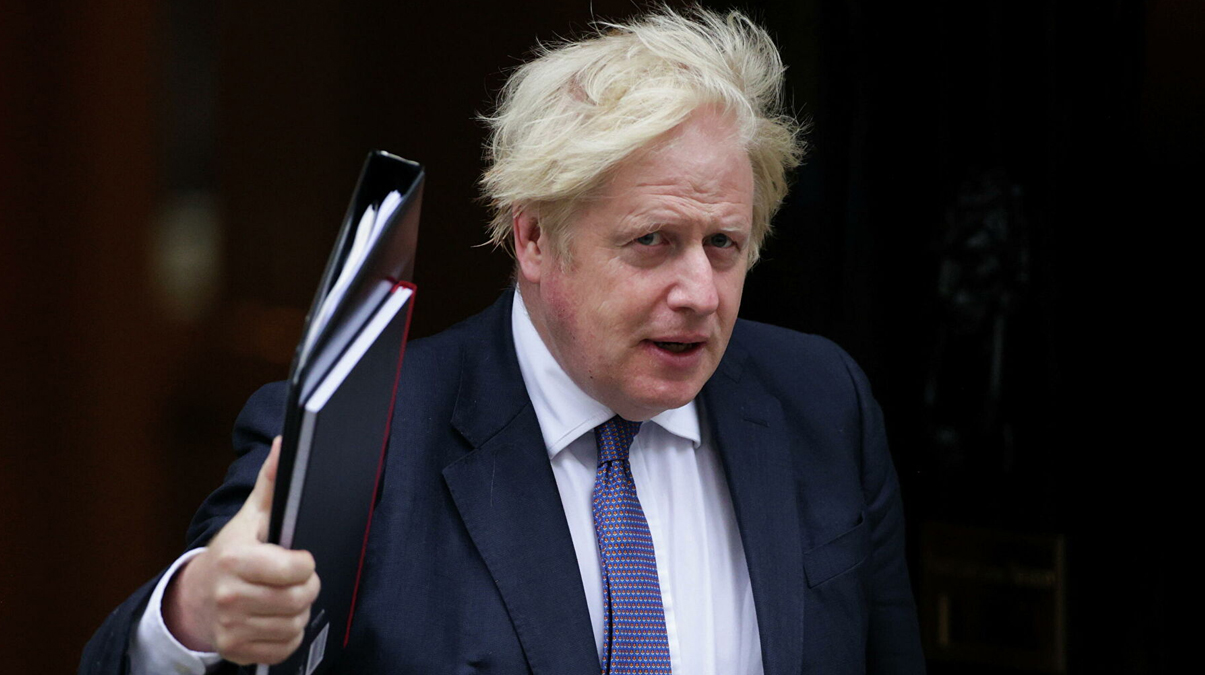 �ngiltere Ba�bakan� Boris Johnson'�n zor g�nleri: Liderli�i tart���l�yor