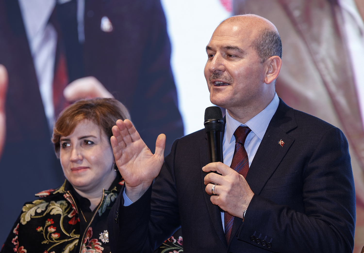Bakan Soylu: Allah'�n�z� severseniz yolunuzdan sapmay�n�z