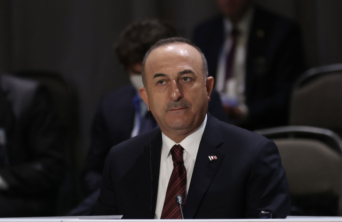 Bakan �avu�o�lu a��klad�: �artlar uyarsa Katar'la birlikte i�letiriz