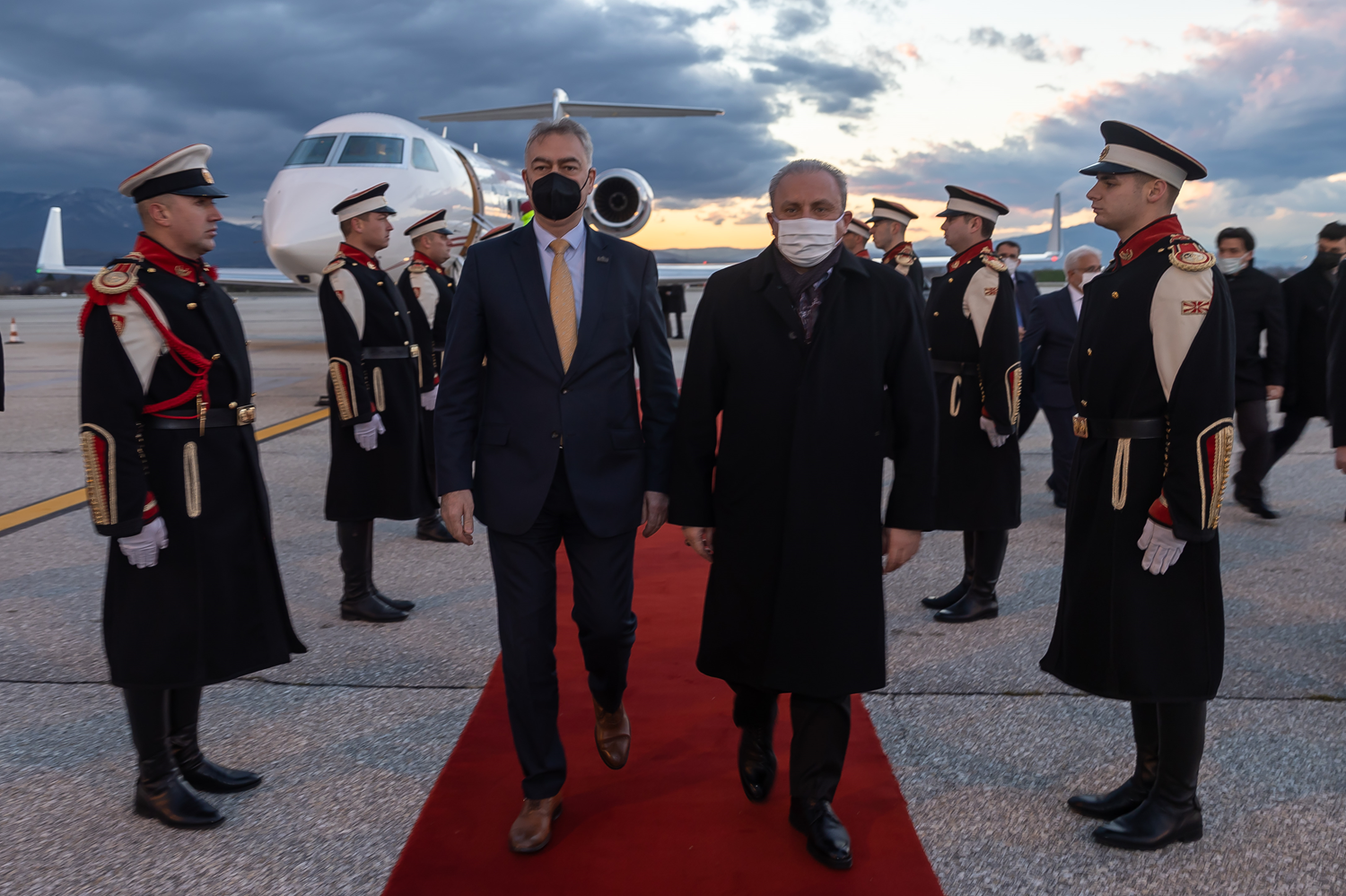 TBMM Ba�kan� �entop ve beraberindeki heyet, Kuzey Makedonya'ya geldi