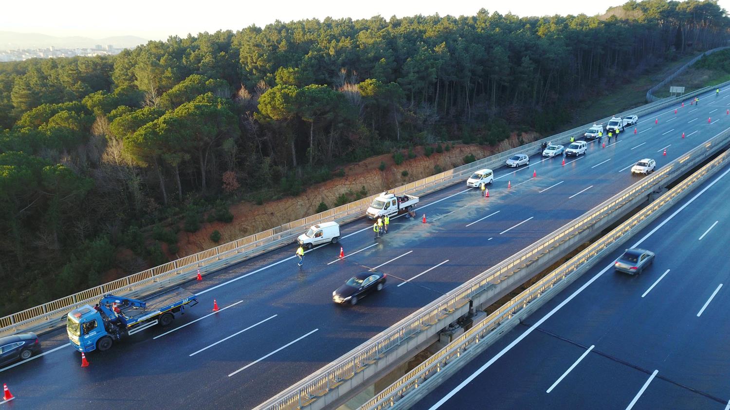 �ekmek�y Kuzey Marmara Otoyolu'nda zincirleme kaza