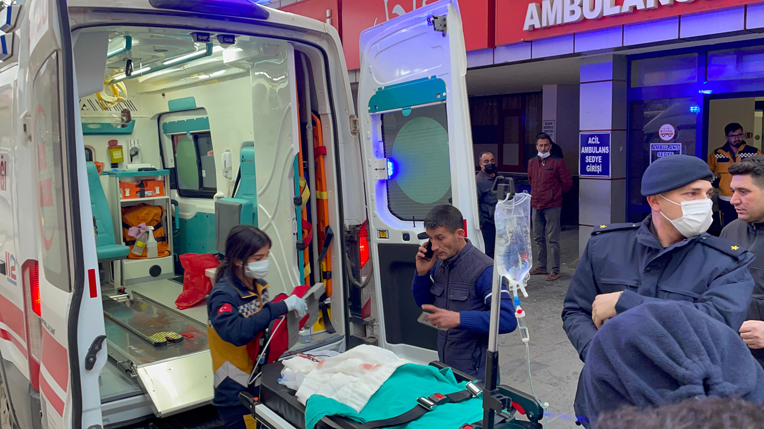 2 pitbullun sald�r�s�na u�rayan �ocuk, a��r yaraland�! Valilik: 6 ki�i g�zalt�na al�nd�