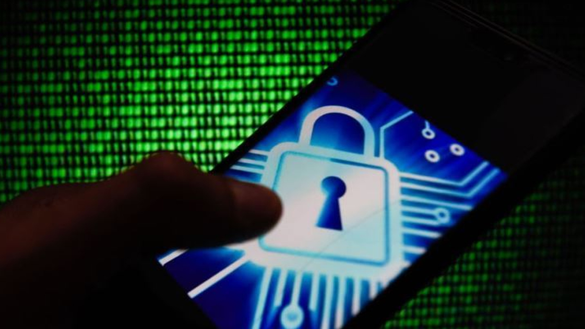 Casus yaz�l�m 'Pegasus' yine g�ndemde! Telefonunun hacklendi�i ortaya ��kt�