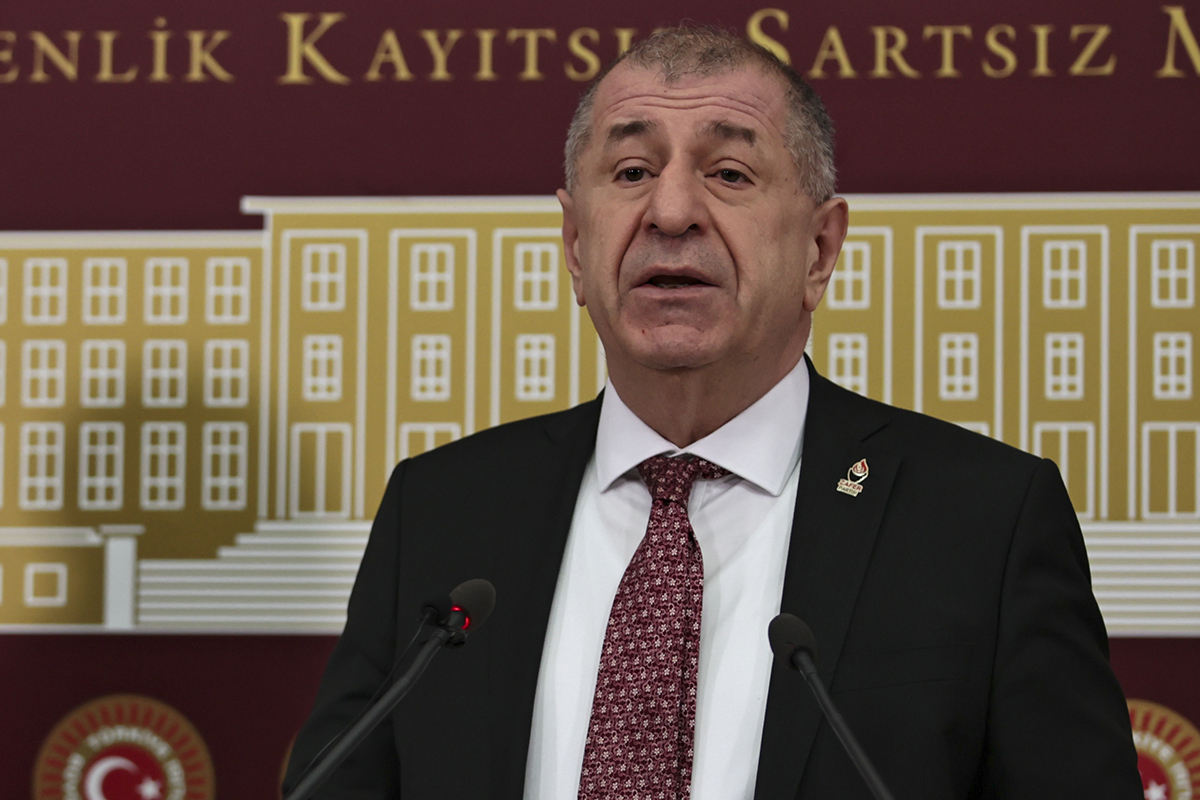 �mit �zda�'�n alg� operasyonu ��kt�