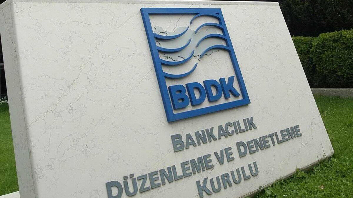 BDDK'dan manip�latif payla��m yapanlar hakk�nda su� duyurusu