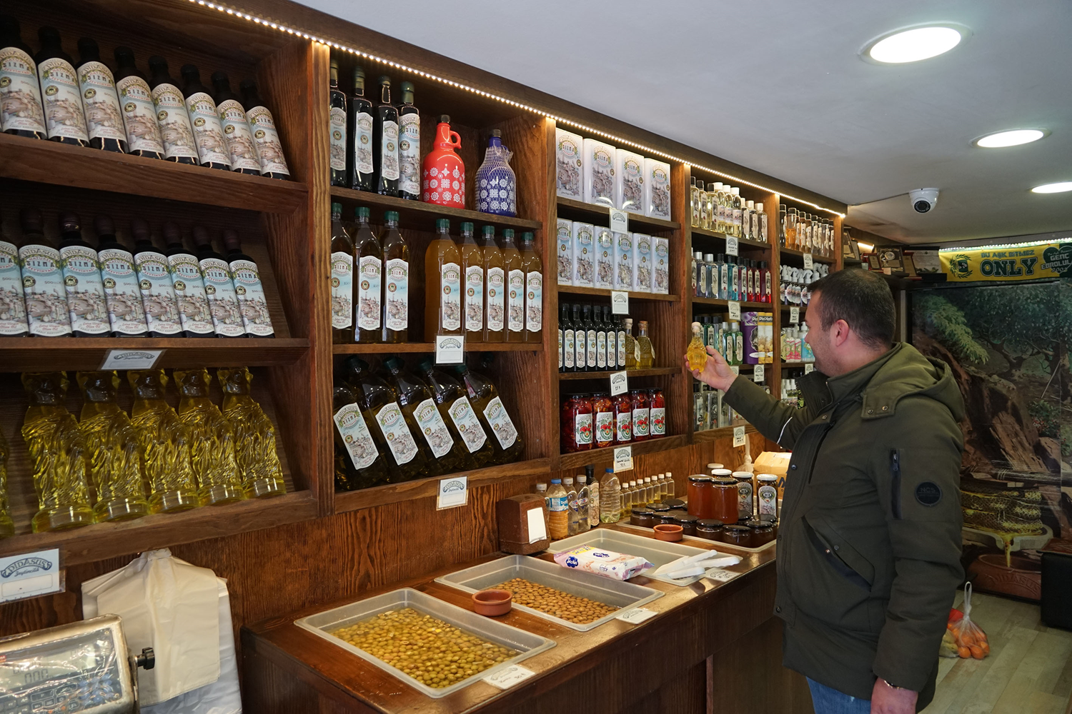 Markas�z zeytin ya�lar�nda hile uyar�s�