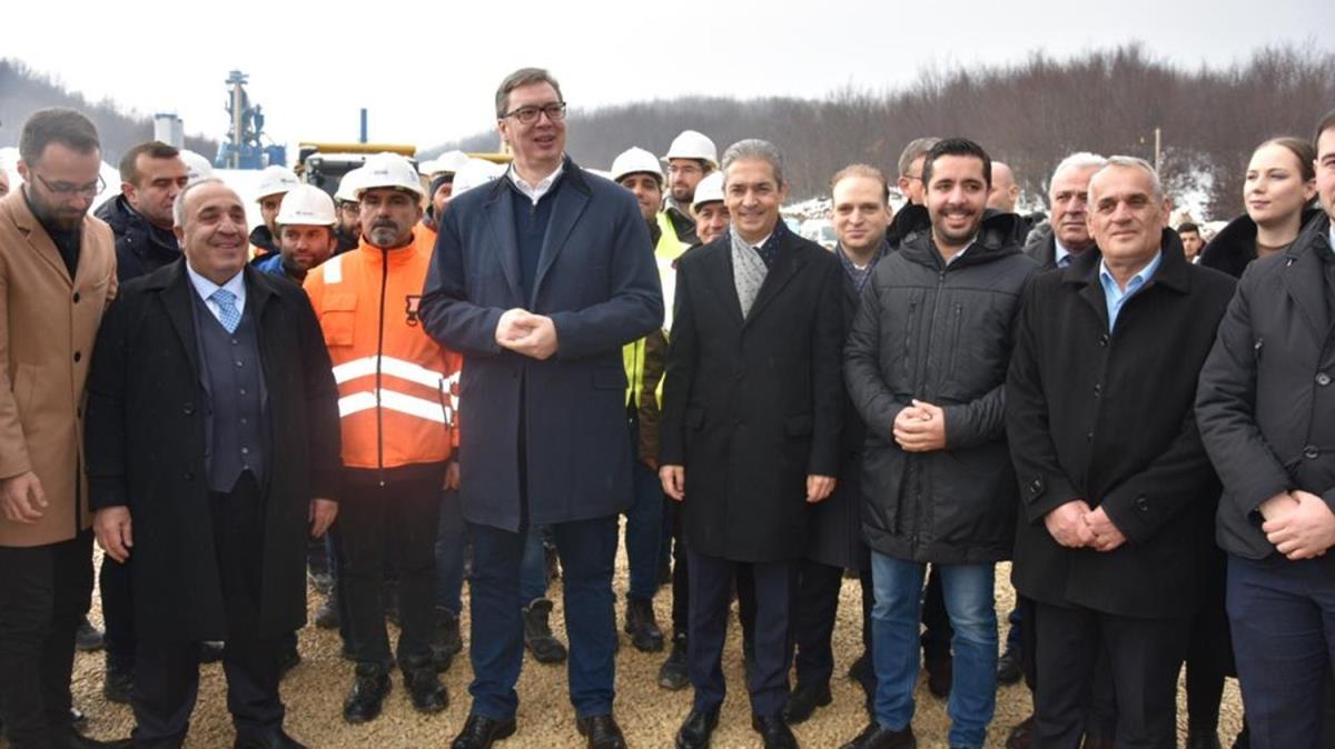 Srbistan Cumhurbakan Vui, Yeni Pazar-Tutin Otoyolu'nu ziyaret etti