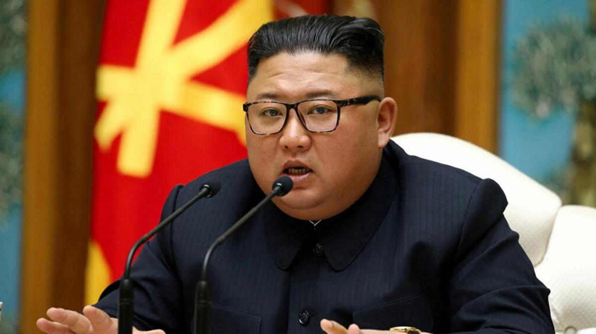 Kuzey Kore'de dikkat eken toplant