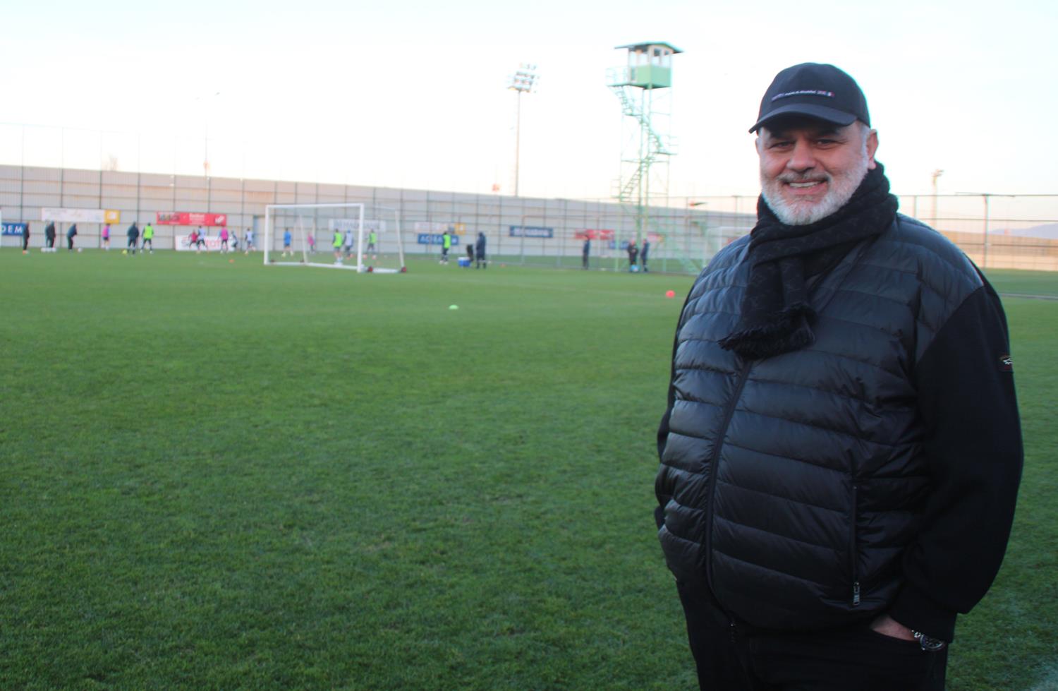 Rizespor'dan C�neyt �ak�r ��k���! 'Ma�lar�m�za istemiyoruz'