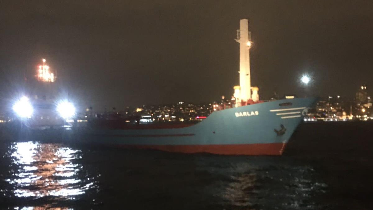 �stanbul Bo�az� trafi�e kapat�ld�! �ok say�da ekip sevk edildi
