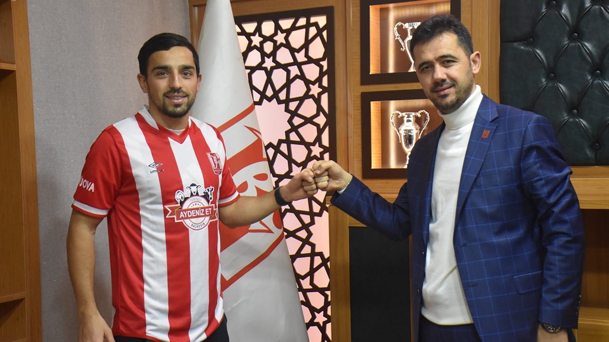 Bal�kesirspor'da ayr�l�k