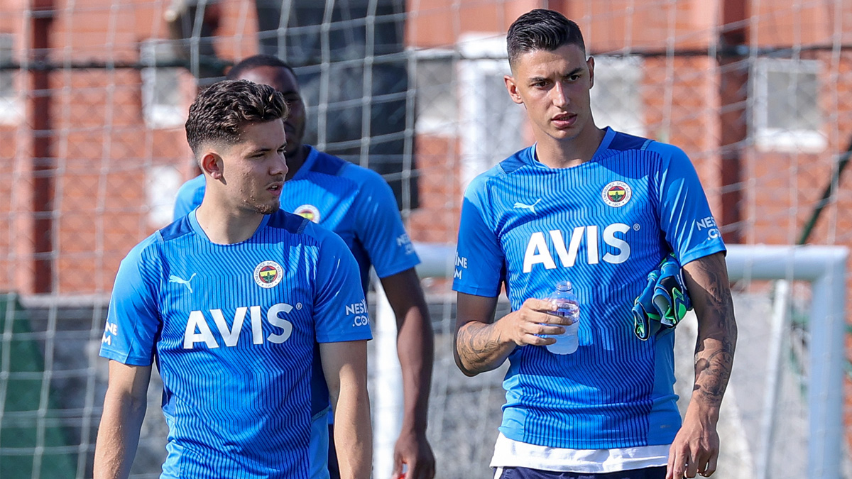 Ferdi Kad�o�lu ve Berke �zer depremi! 'Ka��p gidecekler'