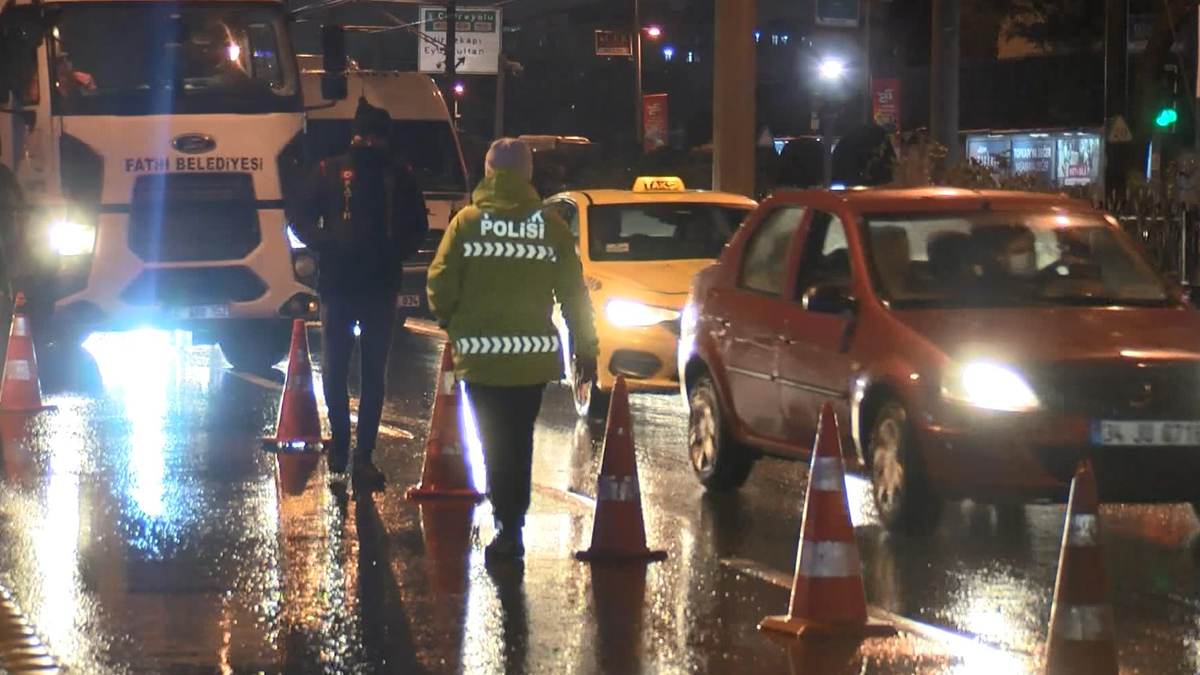 �stanbul'da s�r�c�lere denetim