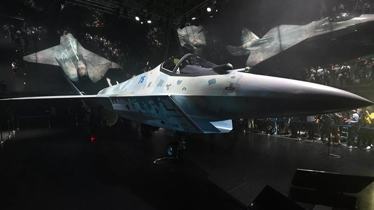 F-35 ve JAS-39 Gripen ile rekabet edecek Checkmate ilk s�rada yer ald�