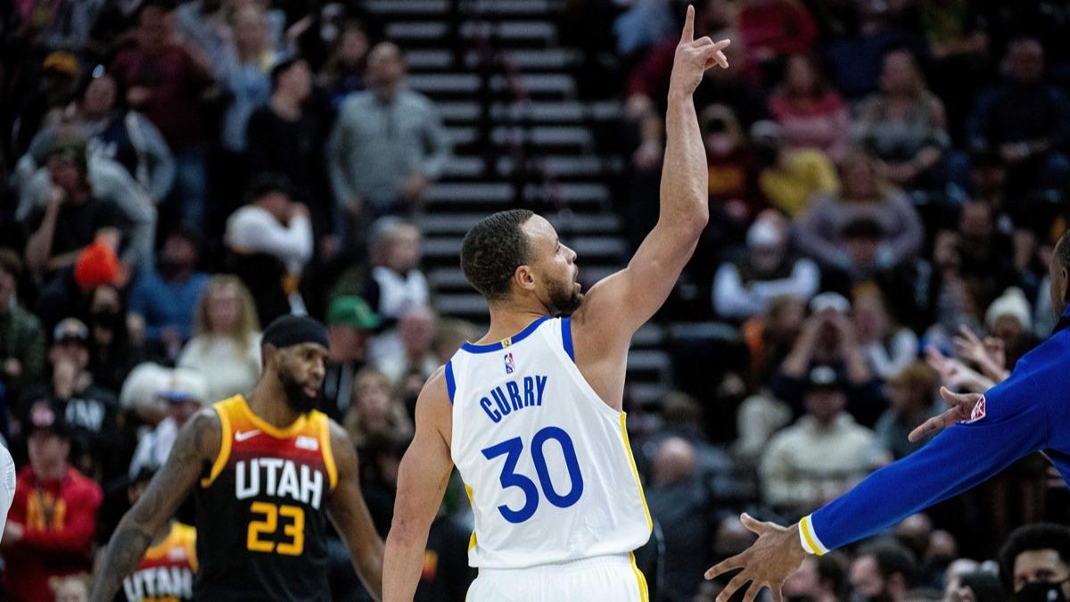 Stephen Curry rekor krd, Golden State Warriors kazand