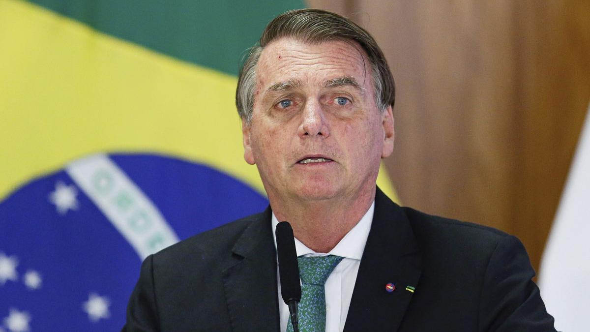 Brezilya Devlet Bakan Bolsonaro, barsak dmlenmesi nedeniyle hastaneye kaldrld