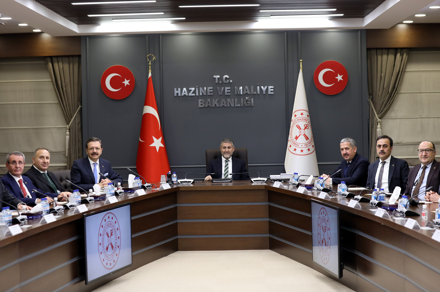 Bakan Nebati'ye TOBB heyetinden ziyaret