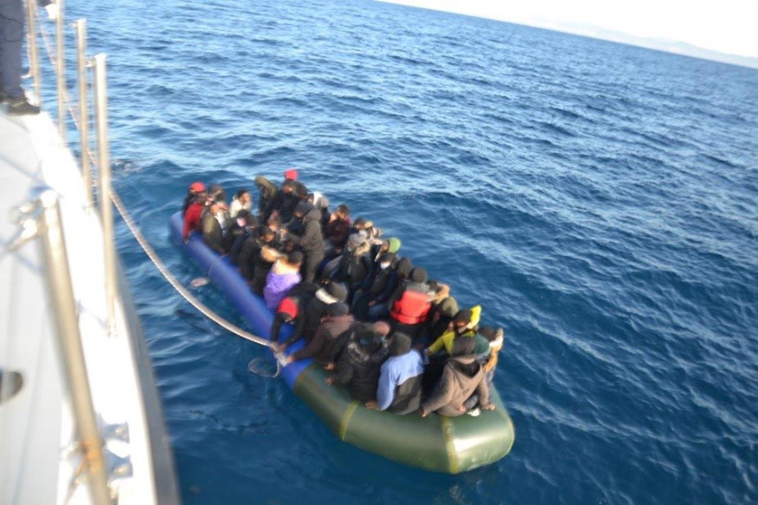 Ku�adas� a��klar�nda Yunanistan'�n geri itti�i 50 ka�ak g��men kurtar�ld�