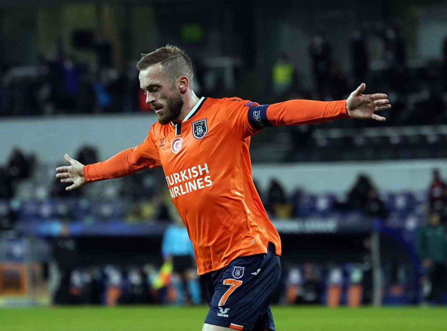 Ba�ak�ehir'de bir d�nem sona erdi