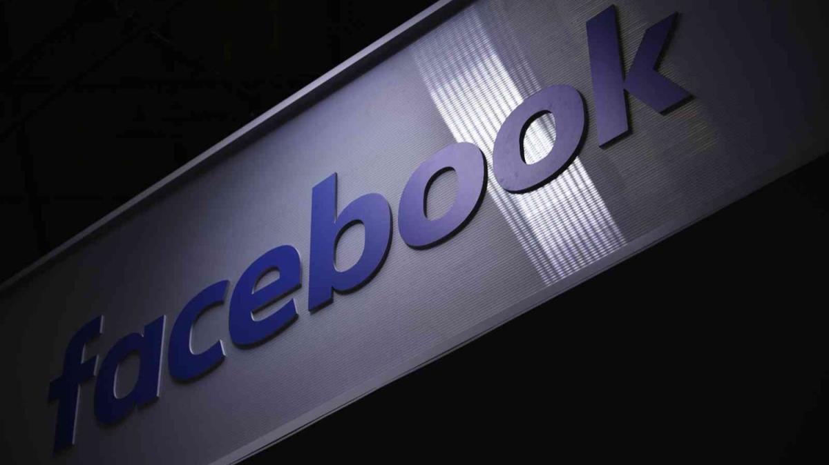 Fransa'dan Google ve Facebook'a ceza