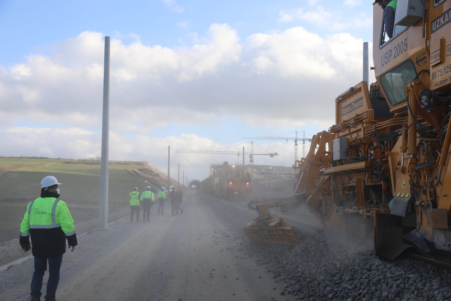 Y�zde 50'si tamamland�: �stanbul-Edirne aras� 1 saat 35 dakikaya inecek