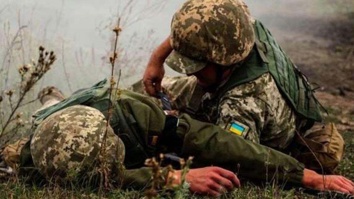 Donbas'ta patlama! 2 asker hayatn kaybetti
