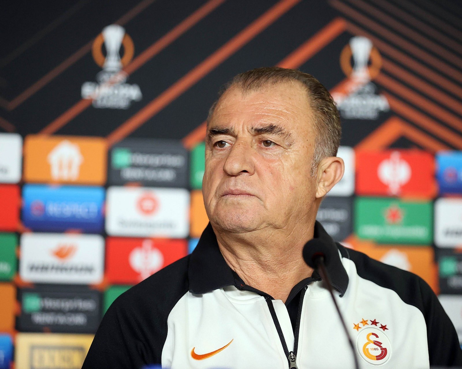 Fatih Terim ayr�l��� resmen a��kland�