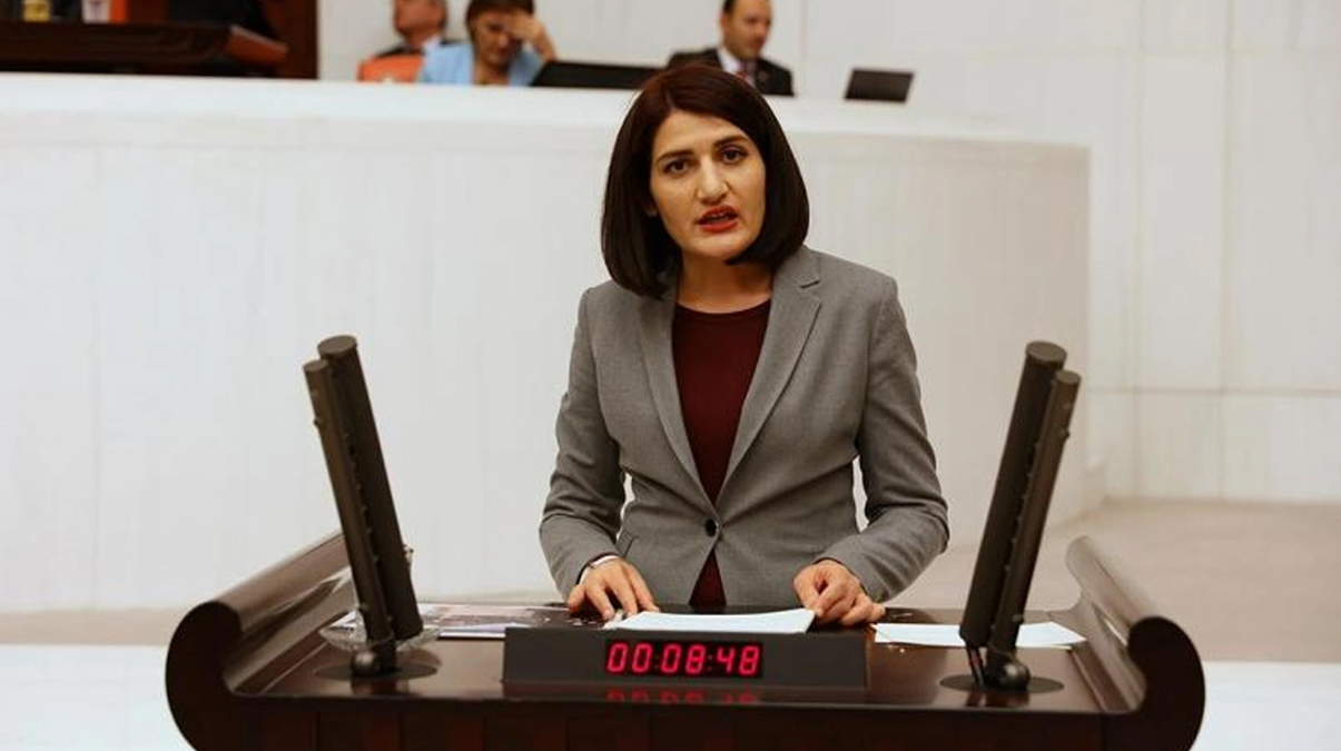 HDP'li Semra G�zel hakk�nda fezleke haz�rland�