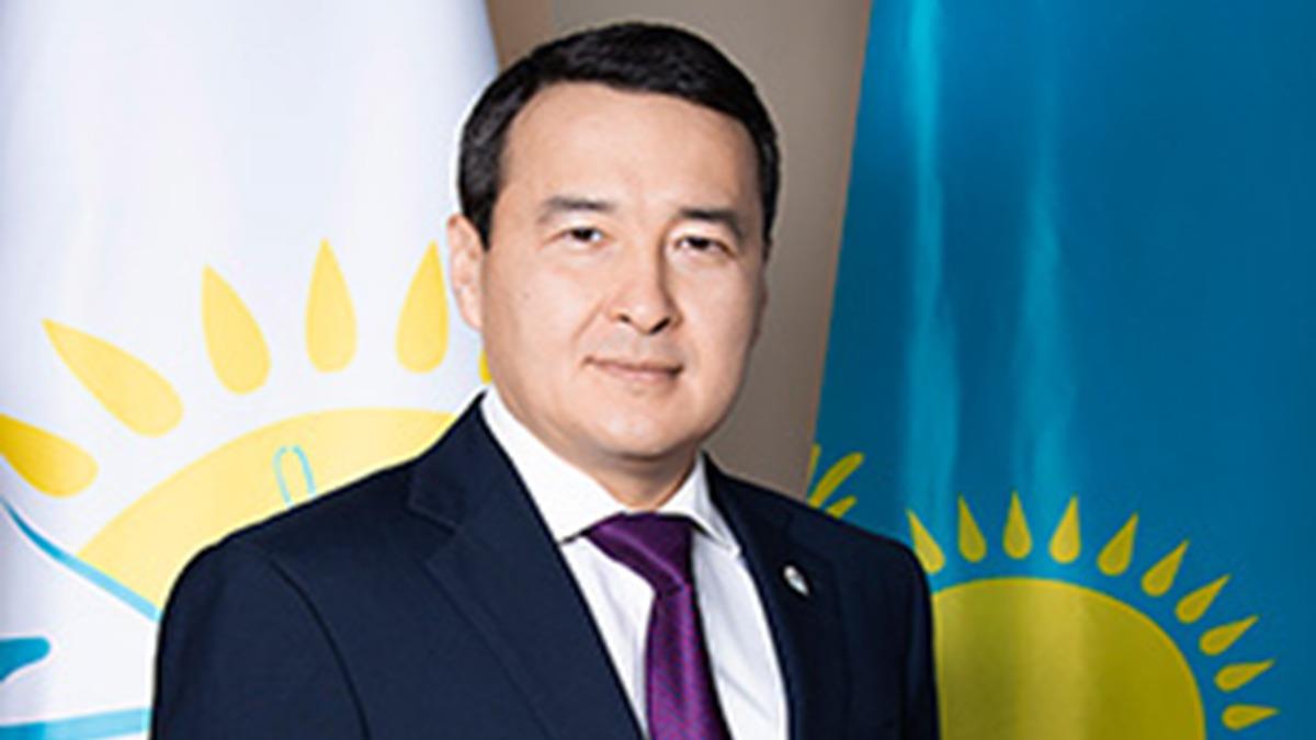 Kazakistan'da yeni hkmet yeleri akland
