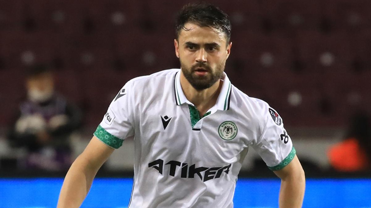 Konyasporlu Ahmet �al�k nereli ve ka� ya��ndayd�?