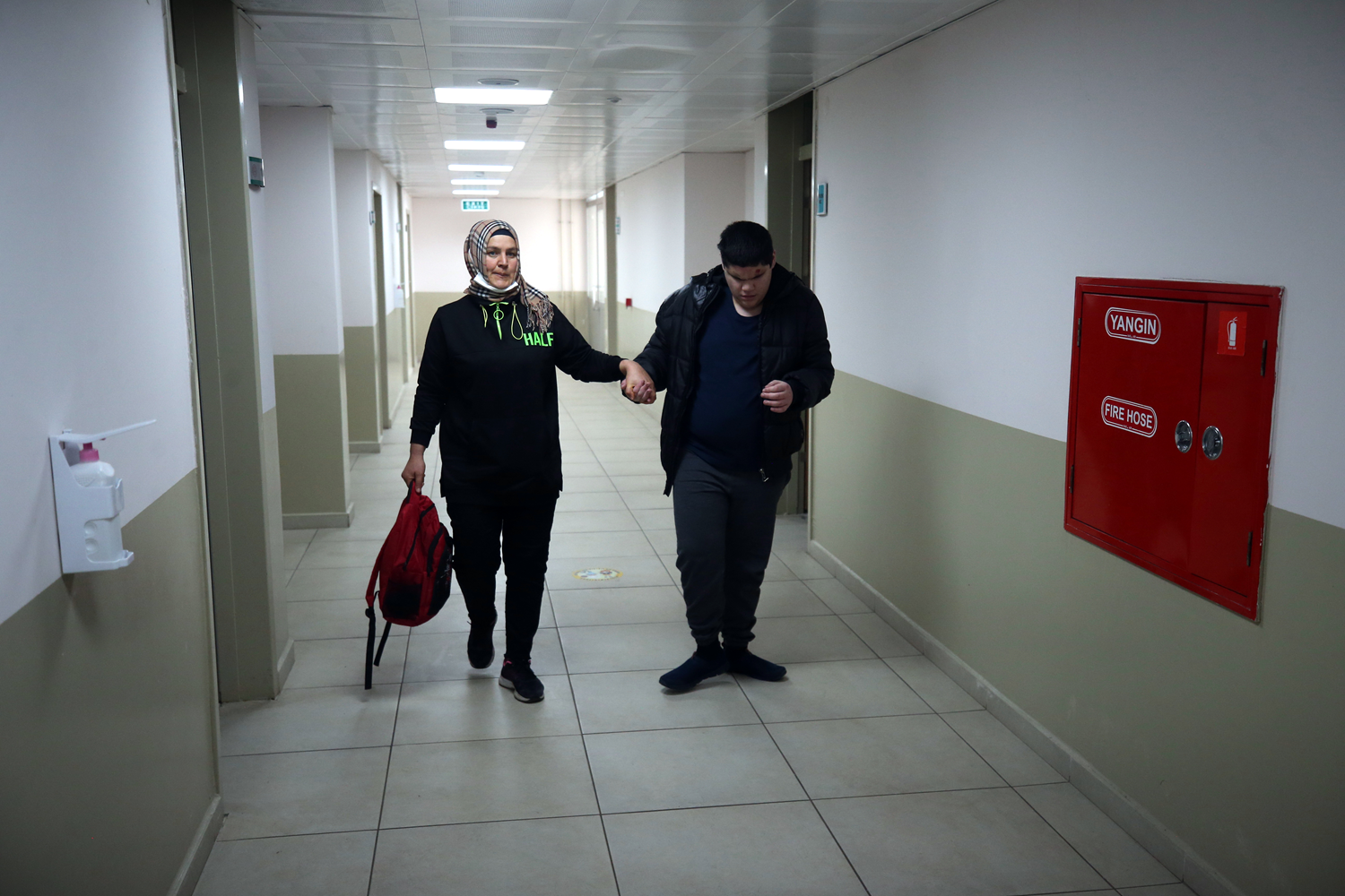 17 ya��ndaki otizmli g�rme engelli Abdullah, uygulama okulu ile sosyalle�ti