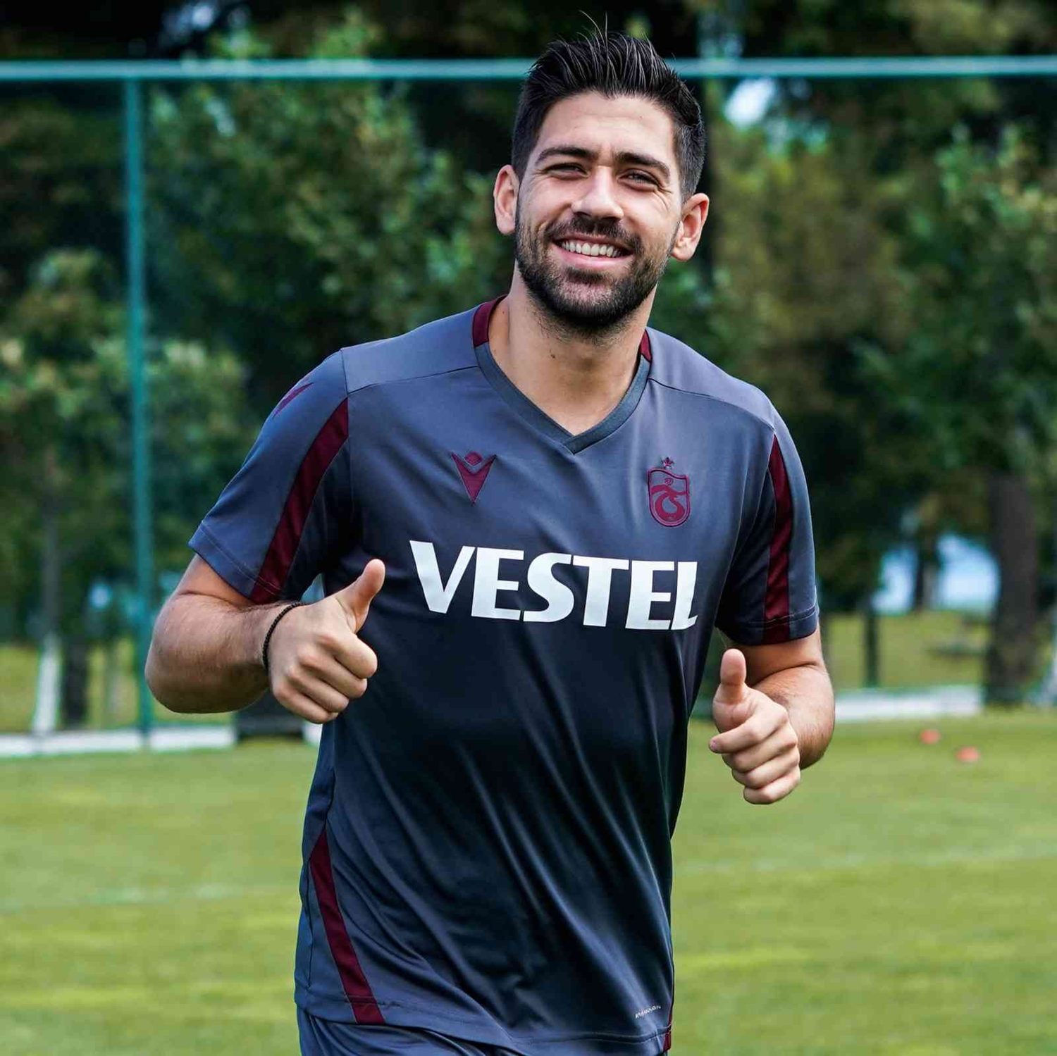Anastasios Bakasetas 90 g�nd�r gole hasret