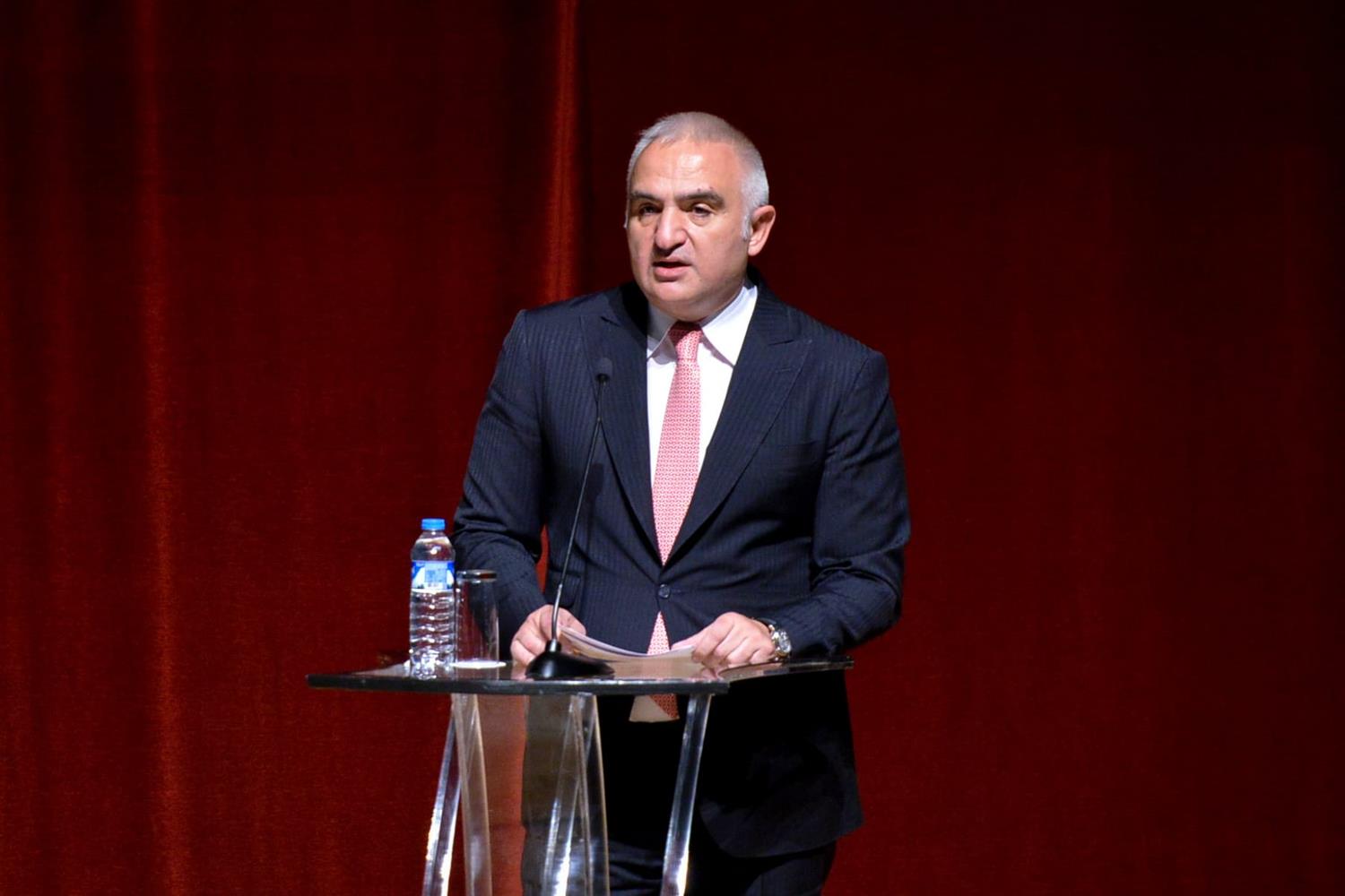 K�lt�r ve Turizm Bakan� Ersoy: T�rk milletinin kimli�i �stiklal Mar��'nda v�cut bulmakta