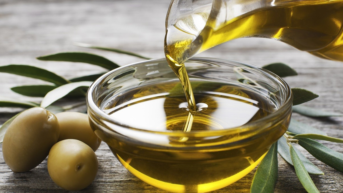 Zeytinya�� yemek kanserden ve kalp hastal�klar�ndan koruyor