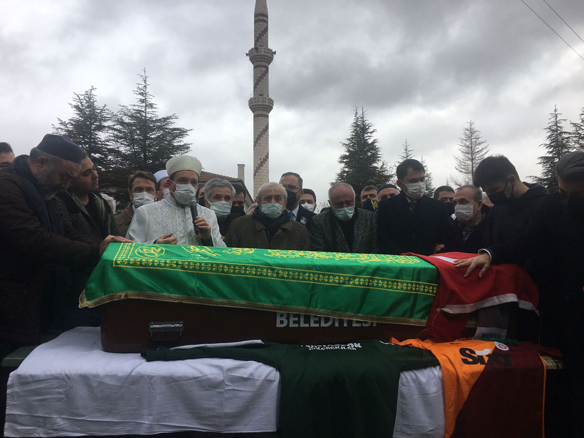 Ba�kan Erdo�an'dan vefat eden Ahmet �al�k'�n ailesine taziye