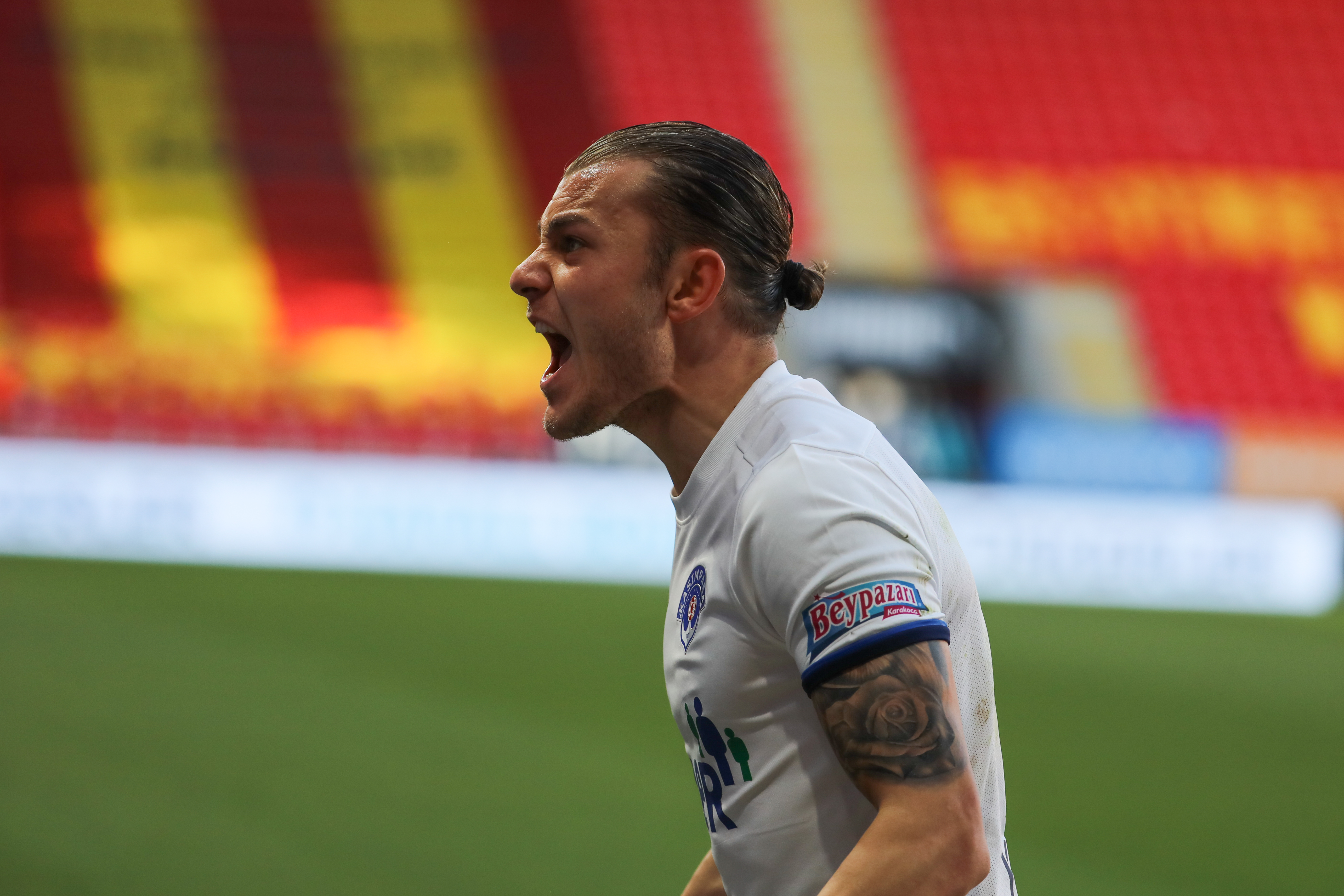 Trabzonspor, Yusuf Erdo�an ile anla�maya vard�