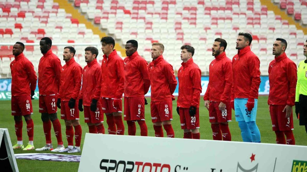Sivasspor ligde 9. kez sahadan 1 puanla ayrld