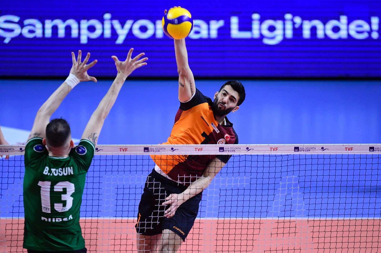 Galatasaray HDI Sigorta evinde set alamadan kaybetti