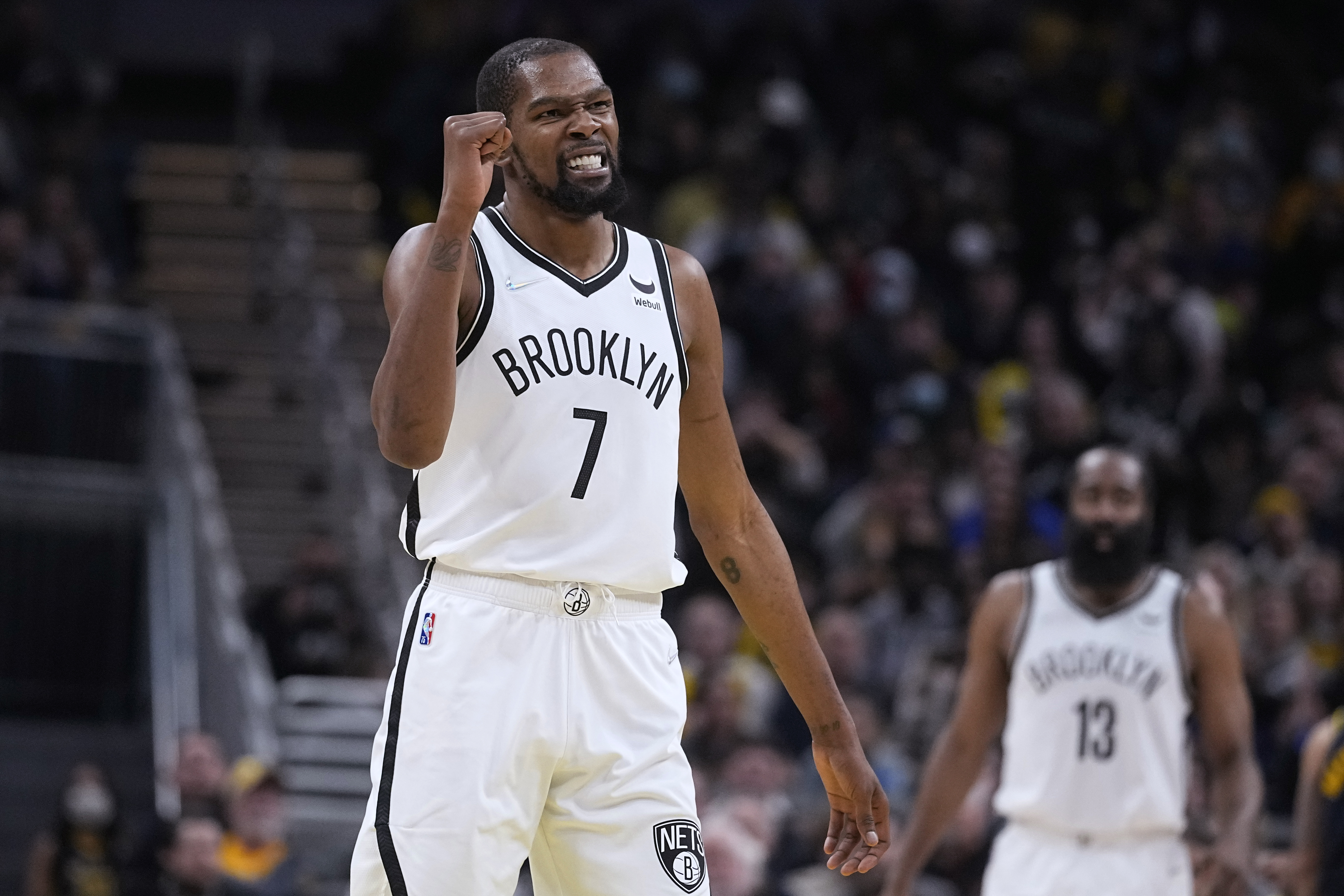 NBA'de y�ld�z basketbolcu Kevin Durant, birka� hafta parkelerden uzak kalacak