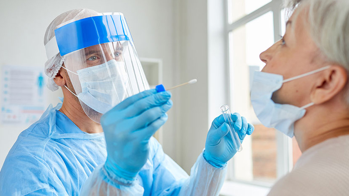 Seyahatlerde PCR testi zorunlulu�u kalkt� m�?