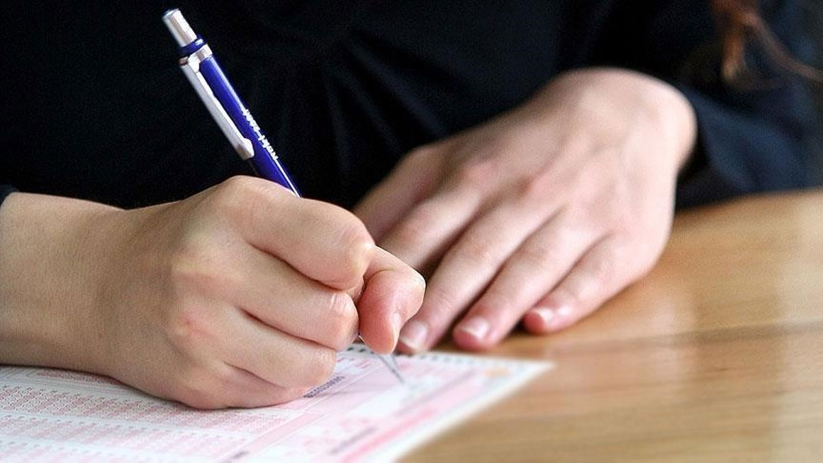 A��k��retim Sistemi 2021-2022 G�z D�nemi D�nem Sonu S�navlar� sonucu a��kland�