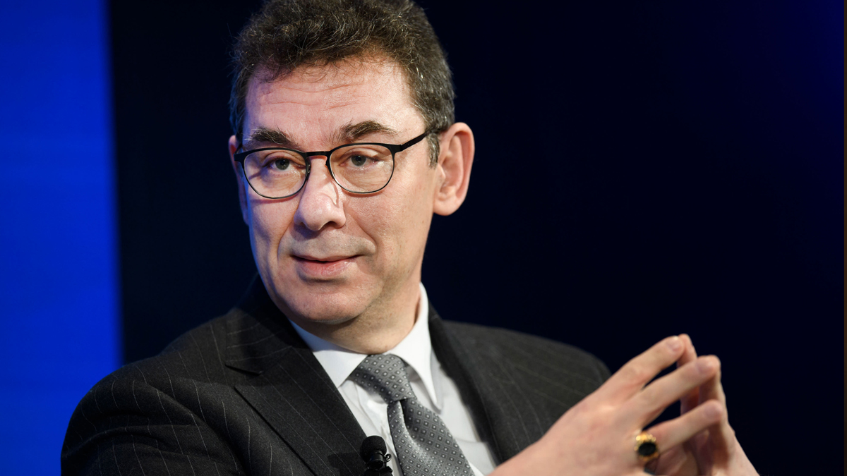 Pfizer'�n CEO'sundan heyecanland�ran haber: Son olabilir