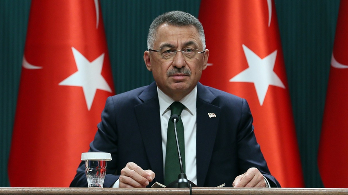 Cumhurba�kan� Yard�mc�s� Oktay'dan �ehit Soyutemiz i�in ba�sa�l��� mesaj�