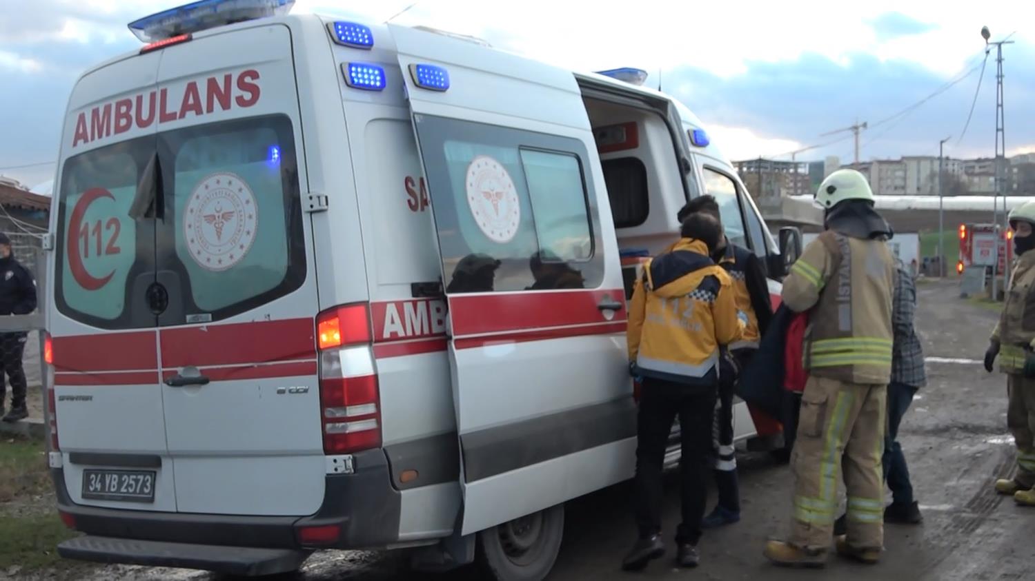 Sobay� tutu�turmaya �al���rken kendilerini yakt�lar