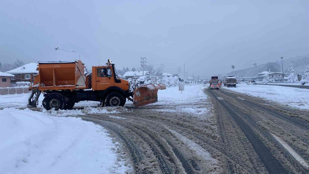 Karayollar� Genel M�d�rl��� yollardaki son durumu payla�t�!