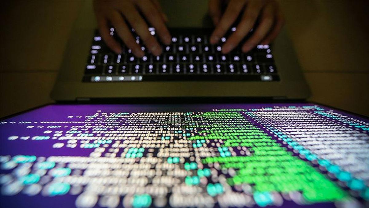 Polonya Ukrayna'daki siber saldrlar zerine siber gvenlik tehdidi seviyesini artrd