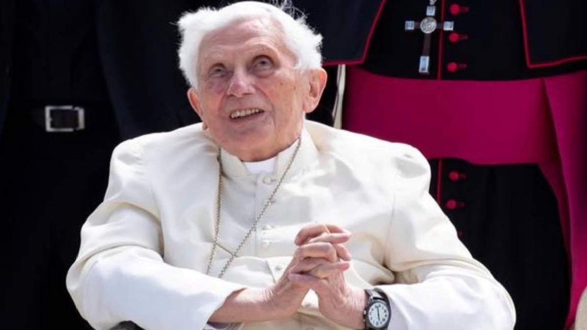 Kilisede istismar raporu: Papa 16. Benedikt biliyordu